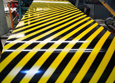 1762417938710720.jpg 彩鋼板.jpg